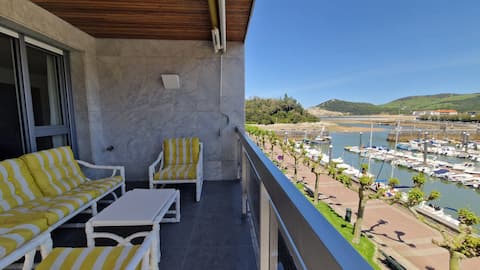 Ocean & Plentzia Port Views (200m2 & Parking)