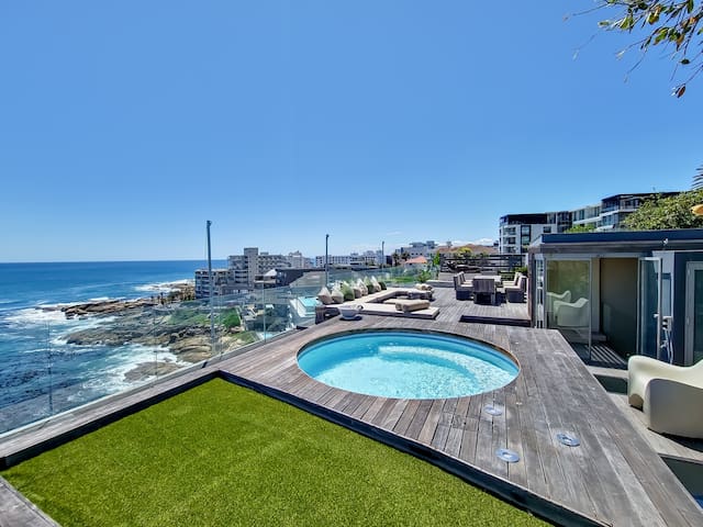 Blissful Bantry Bay Penthouse featured image