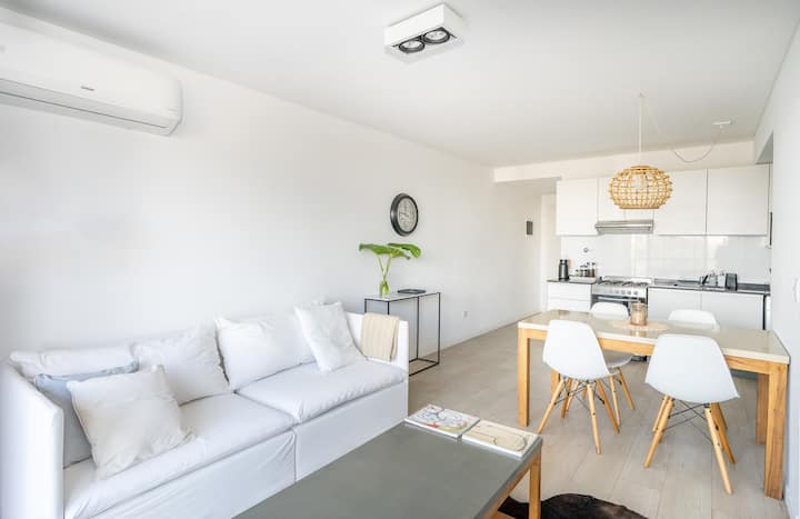 Loft mobiliado de 1 quarto com varanda em Tigre