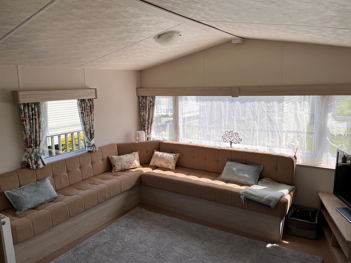 Successful Airbnb property: Emerald Escape, Filey in Filey