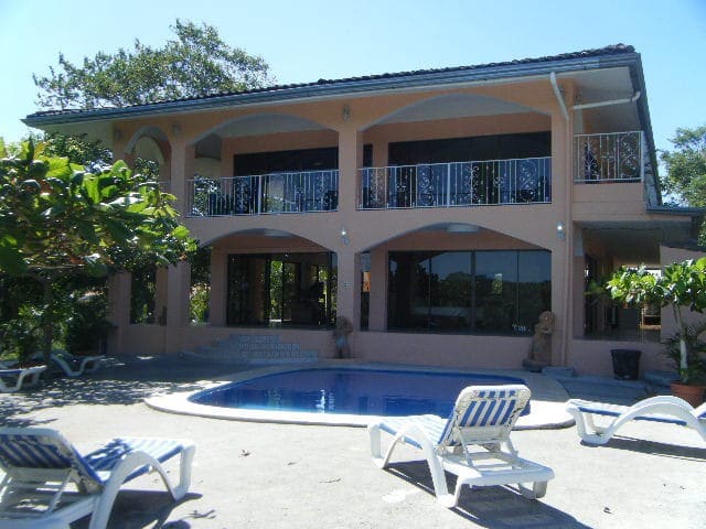 Casa Almendras