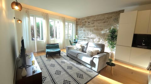 Airbnb em destaque: Pink Lux 1BR with garden|AC em Bonfim
