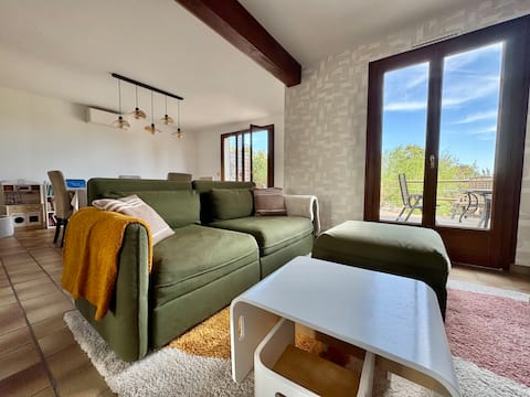 House with garden near Fontainebleau – Thomery