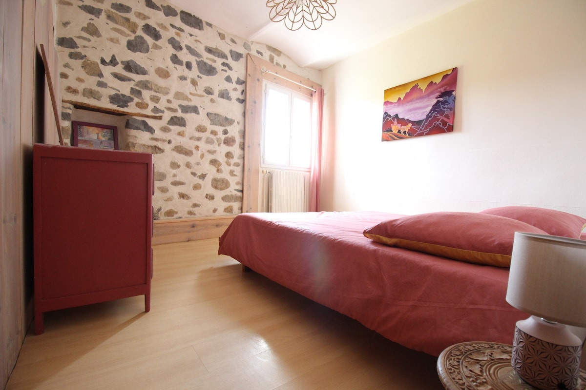 Акациев цвят 