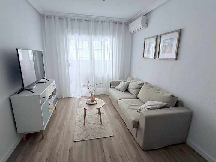 Playa Blanca Apartment - Torrevieja