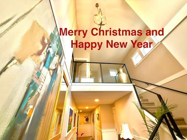 Wonderful New Home w/luxury backyard