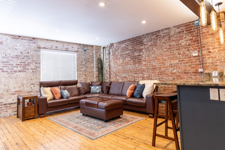 The Loft On The Bricks - Rogers, AR