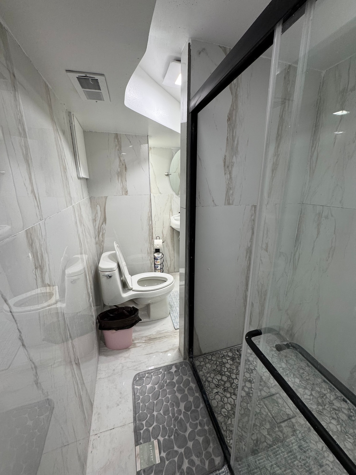 Apartment in Philly, Airport and Stadium Nearby