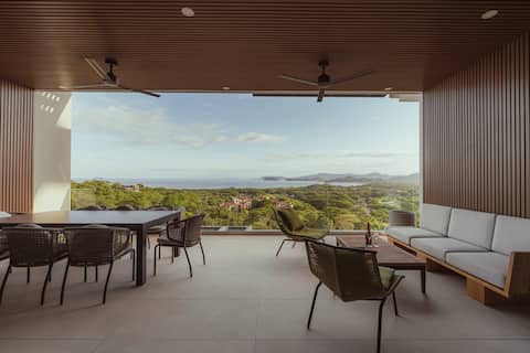 4-BR Ocean View Luxury | Pools, Golf & Beach Club