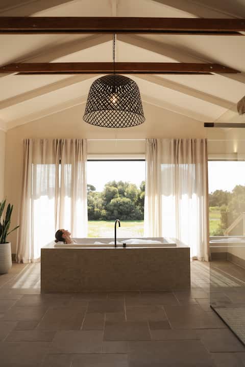 Bayside • The Sanctuary, Marion Bay