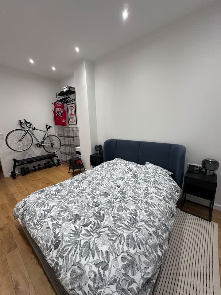 საძინებელი 1