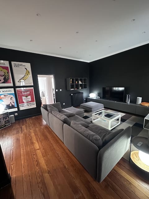 Top Airbnb: Le Duval 66 – Elegance & Prestige in Archidiocèse De Besançon