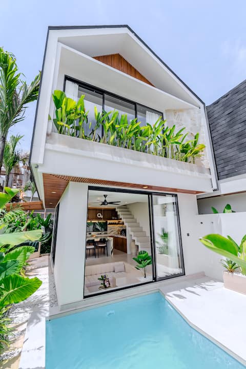 Luxury 1BR Villa w/ private Pool in Seseh, Canggu