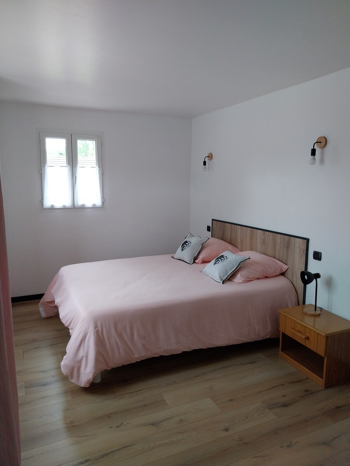 საძინებელი 4