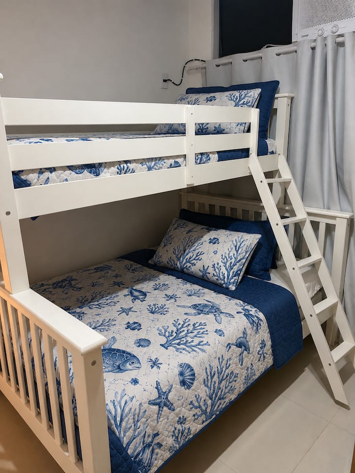Schlafzimmer 2