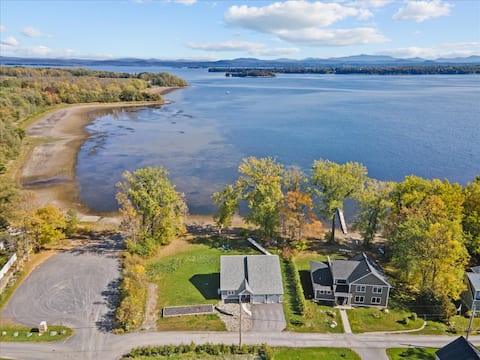 The Waterfront Bliss @Lake Champlain Shore