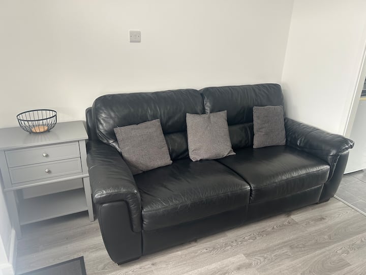 Modern, 2br Villa • Walk To Beach • Parking & Wifi - Teignmouth