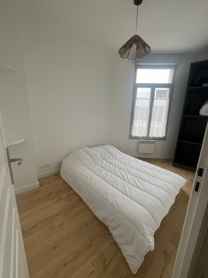 საძინებელი 1