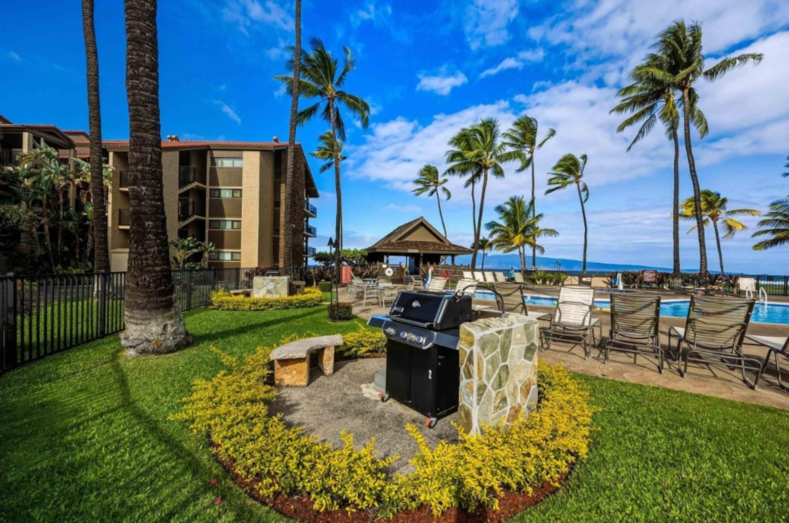 Condo in Lahaina · ★4.58 · 1 bedroom · 2 beds · 1 private bath - Image 27