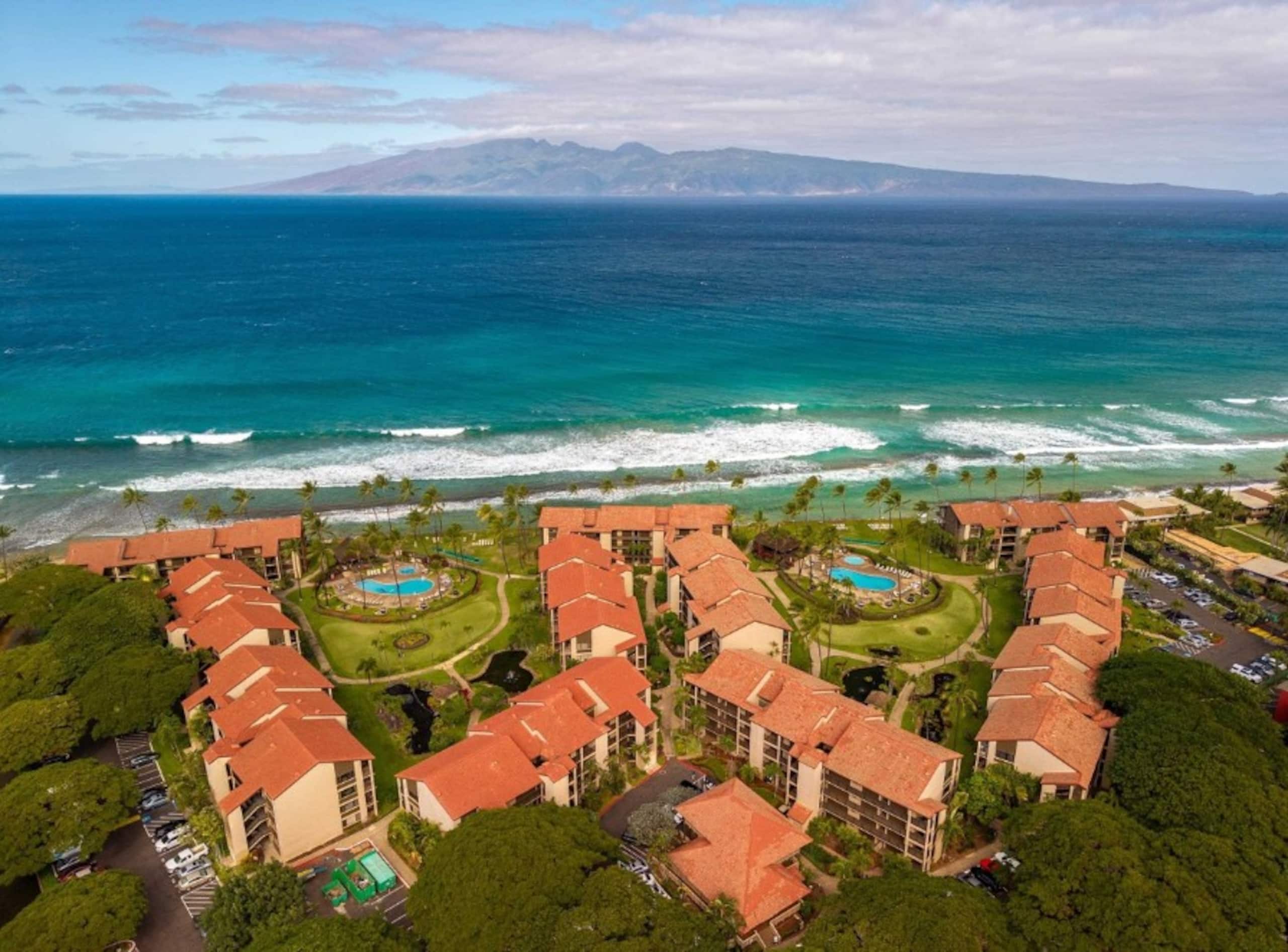 Condo in Lahaina · ★4.58 · 1 bedroom · 2 beds · 1 private bath - Image 16