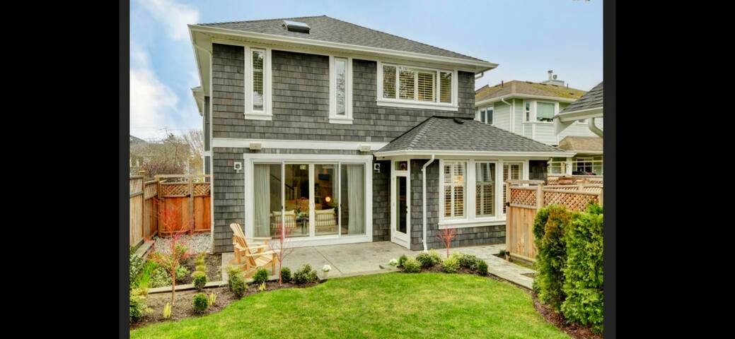 The Olive Street Retreat gallery image 2