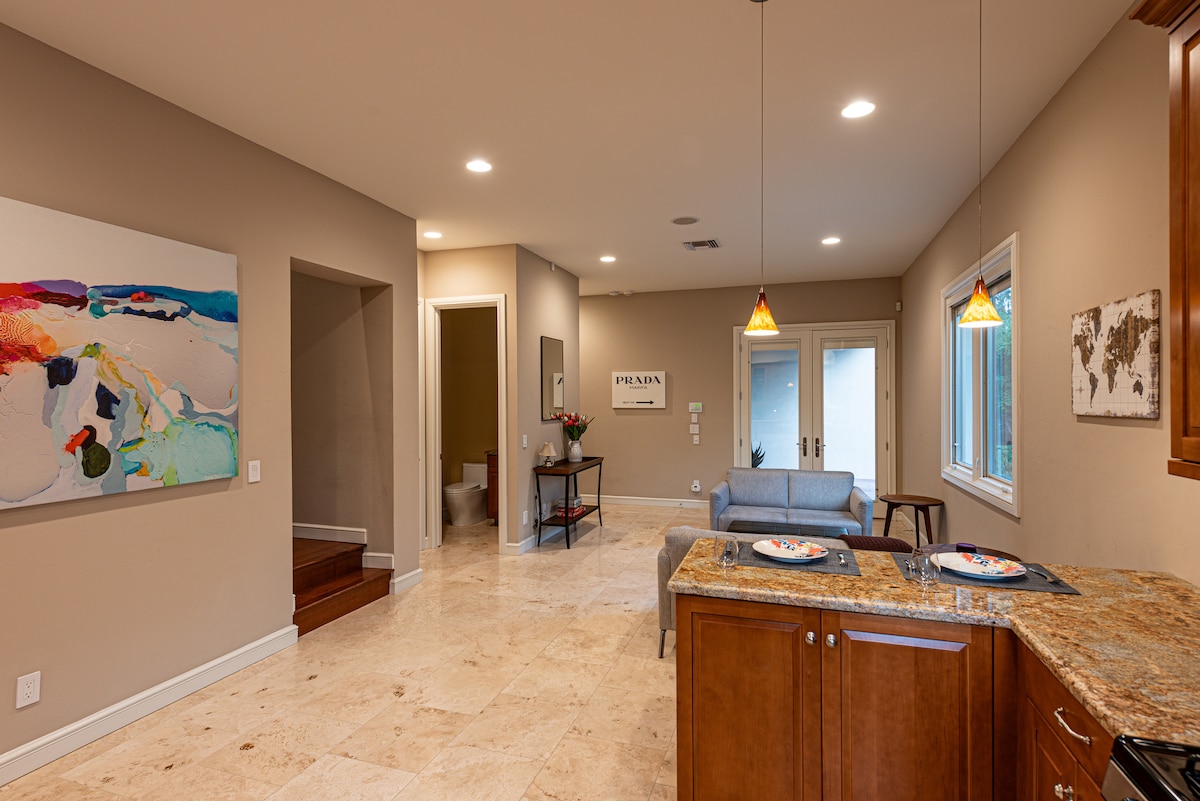 Modern Luxury-Colonia Solana-King Bed-Near UofA - Guest suites for Rent in  Tucson, Arizona, United States - Airbnb