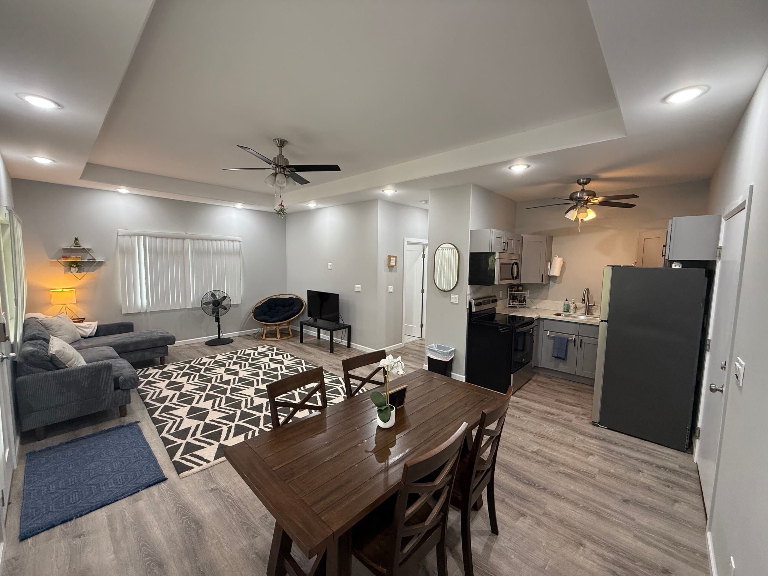 Home in Keaau · ★4.92 · 5 bedrooms · 7 beds · 3 private baths - Image 2