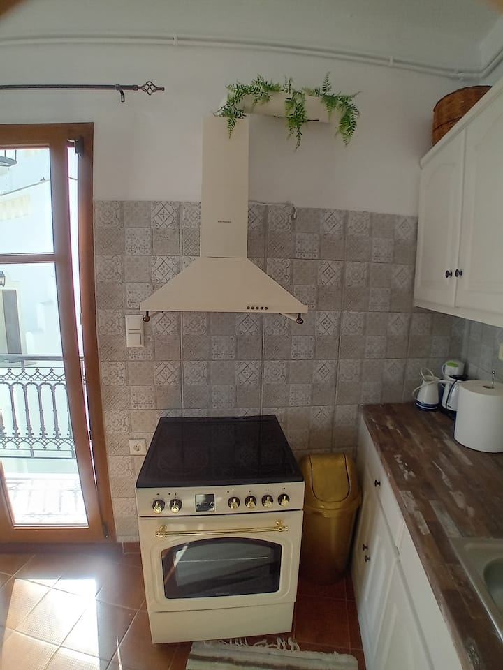 Spiretas Home 2 Σπιτι στο κέντρο.
ΑΜΑ:00003289460 - Naxos