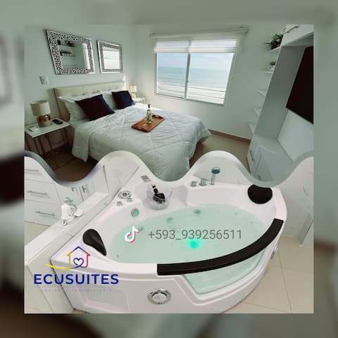 Jacuzzi suite with ocean view near Los Picos