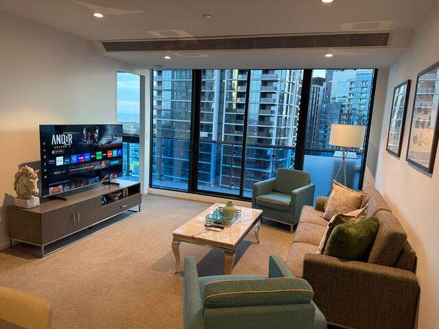 Premium 3 Bedroom Apartment in Southbank