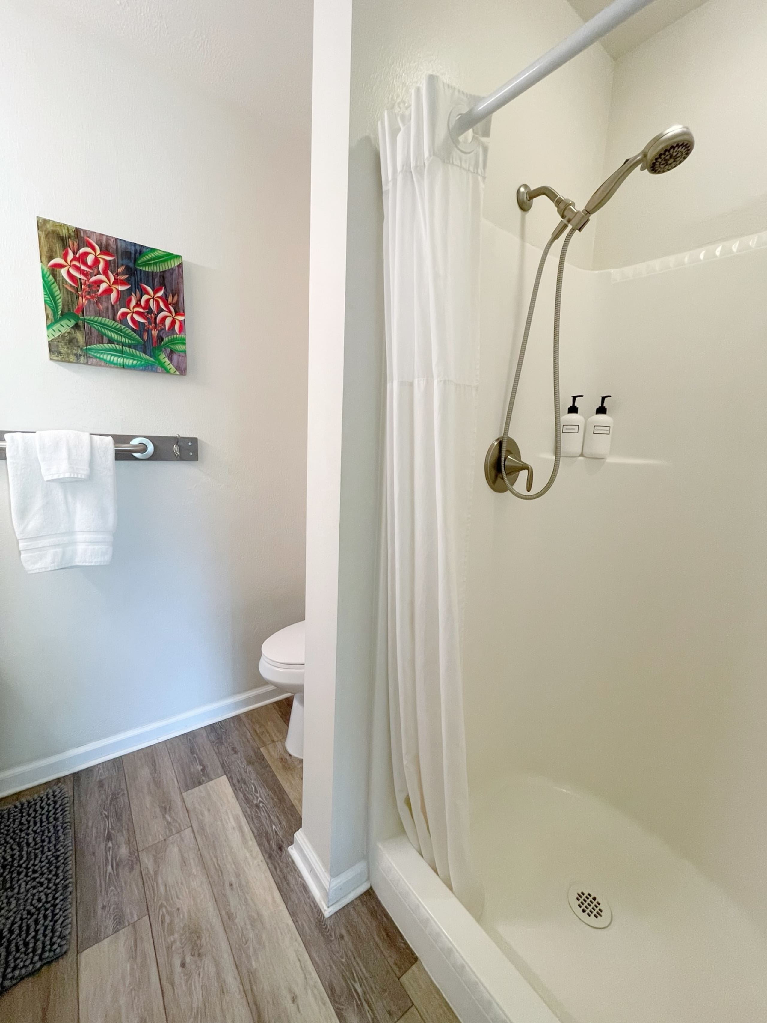 Condo in Kahuku · ★4.86 · 1 bedroom · 3 beds · 2 private baths - Image 5