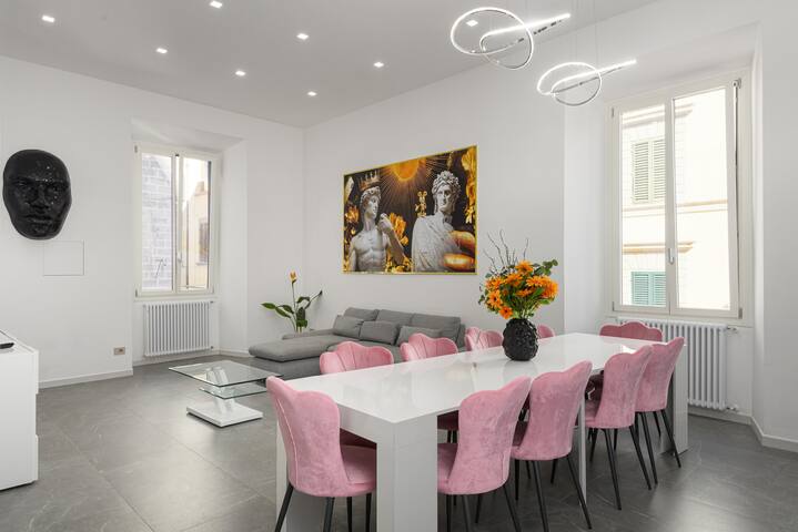 Borghese Palace Luxury Apartment