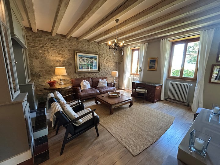 Vieux-college, Stylish Villageoise Apartment. - Lake Geneva