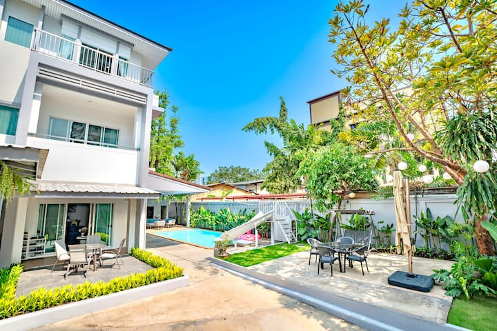 曼谷市中心曼谷T21购物商场Bts Asok独栋私人泳池别墅5卧6卫phrom phong