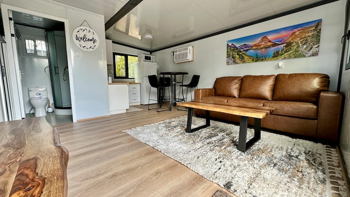 Container Cabin 1 - Montana