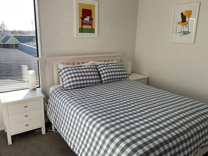 Odvojena udobna spavaća soba