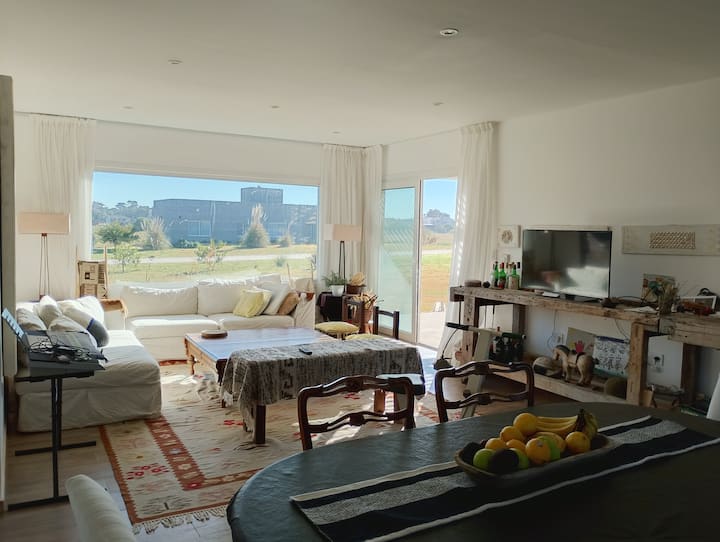 Casa Golf Barrio Cerrado. Miramar Links - Miramar