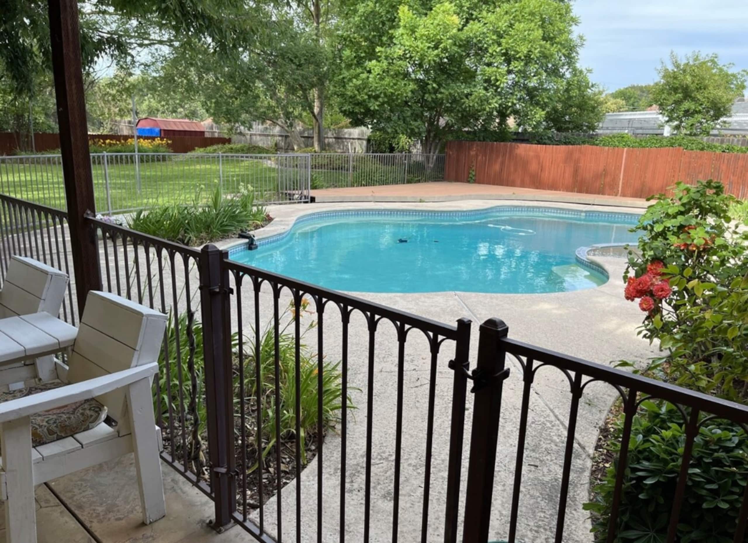 Ranch home with pool, creek & wildlife views - Photo 19