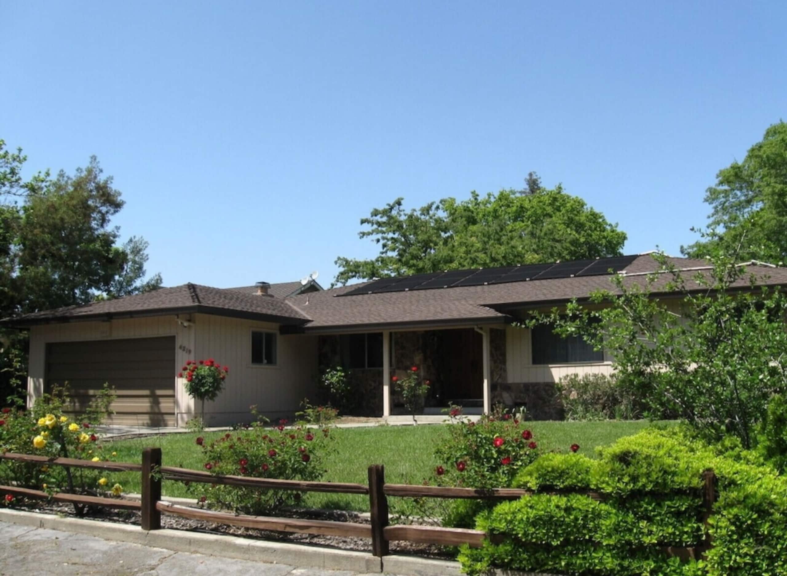 Ranch home with pool, creek & wildlife views - Photo 18