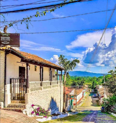 Home in Suchitoto