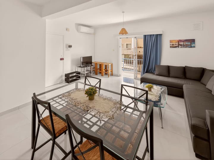 Napa Central Apartment - Agia Napa