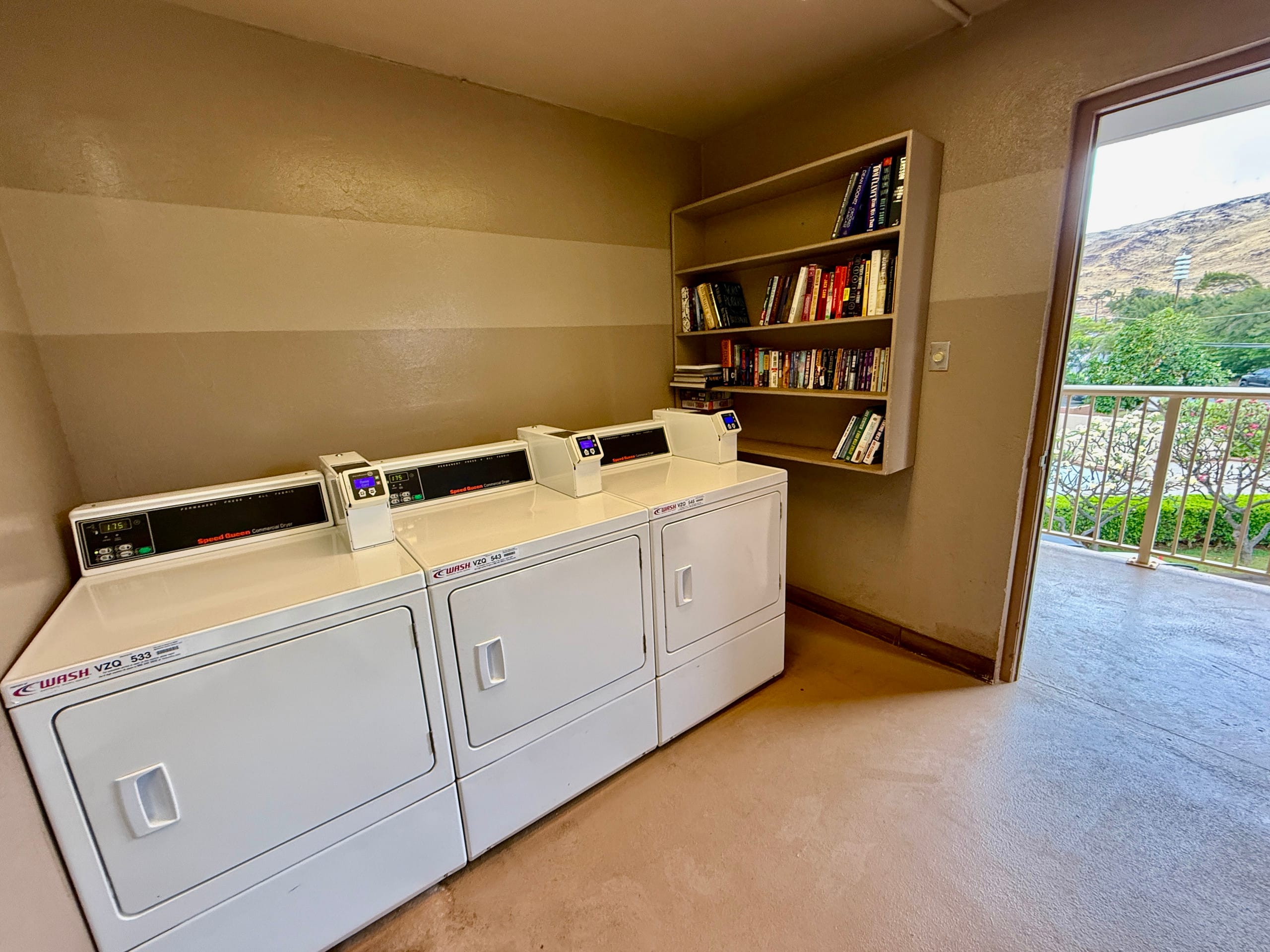 Condo in Maalaea · ★4.95 · 1 bedroom · 2 beds · 1 bath - Image 33