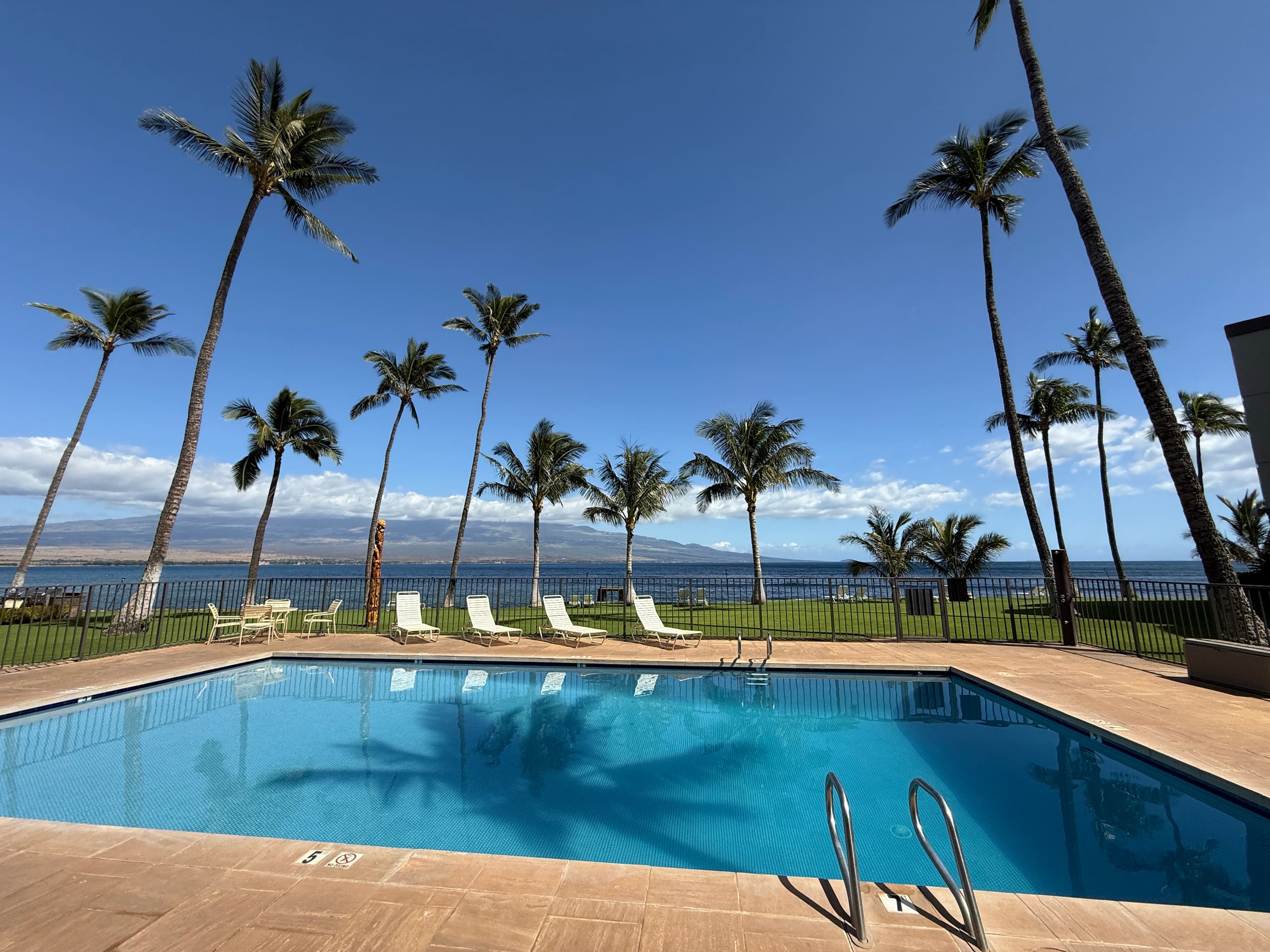 Condo in Maalaea · ★4.95 · 1 bedroom · 2 beds · 1 bath - Image 43