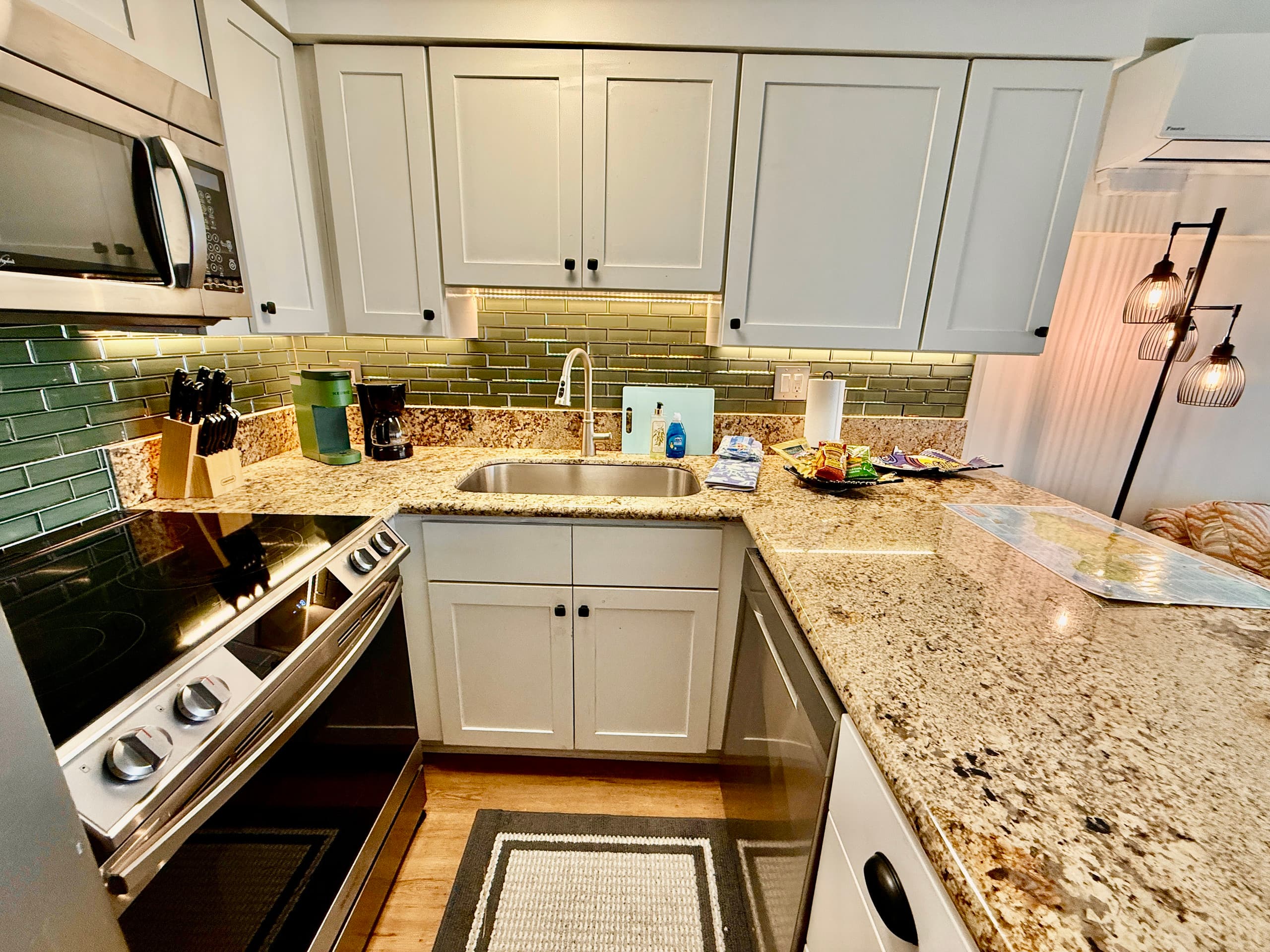 Condo in Maalaea · ★4.95 · 1 bedroom · 2 beds · 1 bath - Image 18