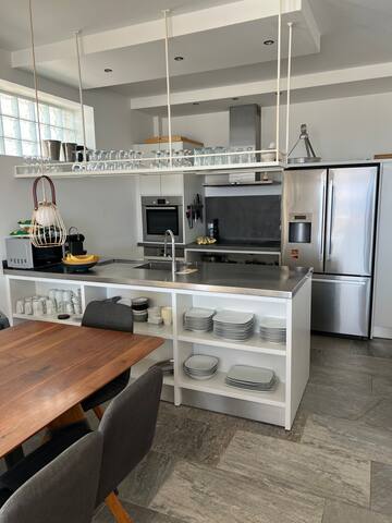 Canyon Sea Side gallery image 5