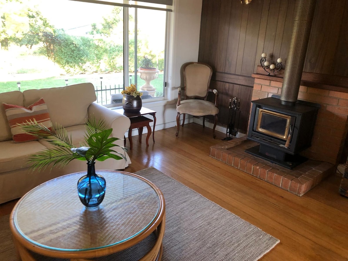 Successful Airbnb property: Alpine Views & Country Vibes in Alpine Shire