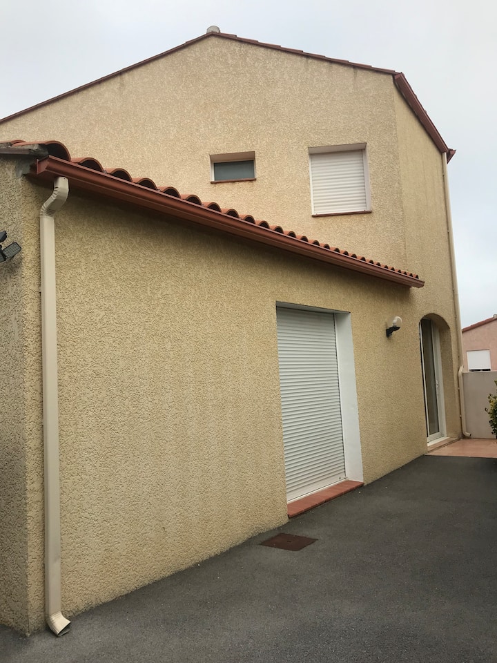 Entre Mer Et Montagne
Studio - 35/40m2 - Salses-le-Château