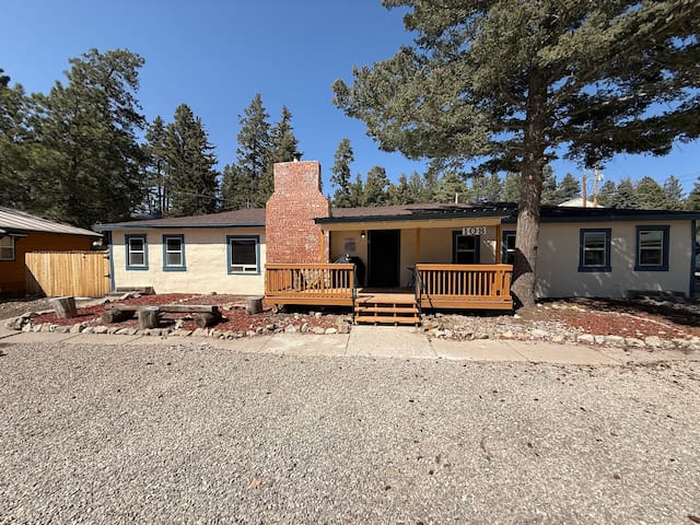Homee LLC. managed Airbnb listing 2
