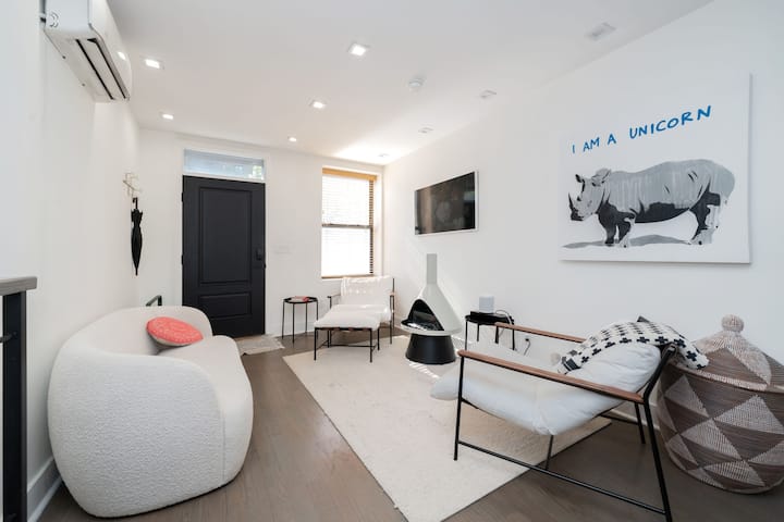 Reno'd Townhouse W/private Patio (Steps To Park!) - Brooklyn, NY