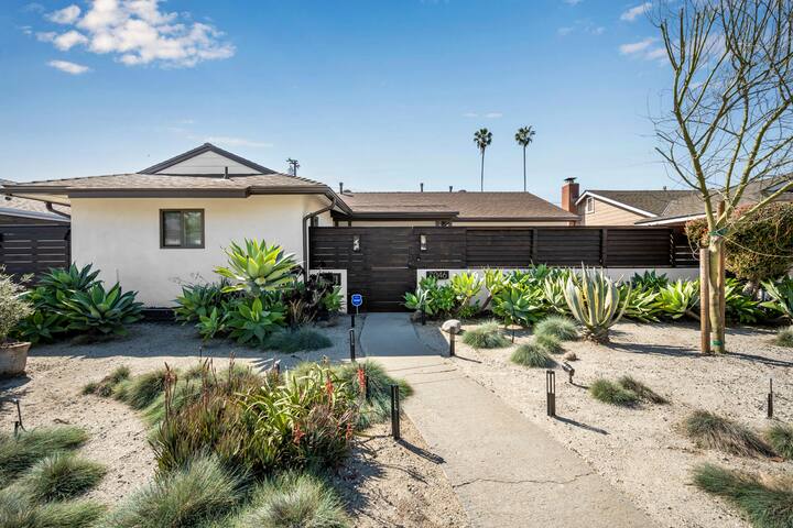 Cactus Cove: pool, game room, arcades, and firepit gallery image 5